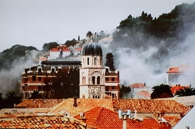 Dubrovnik at War 1991-1992 Private Walking Tour - Reading the Old Town’s bomb damage