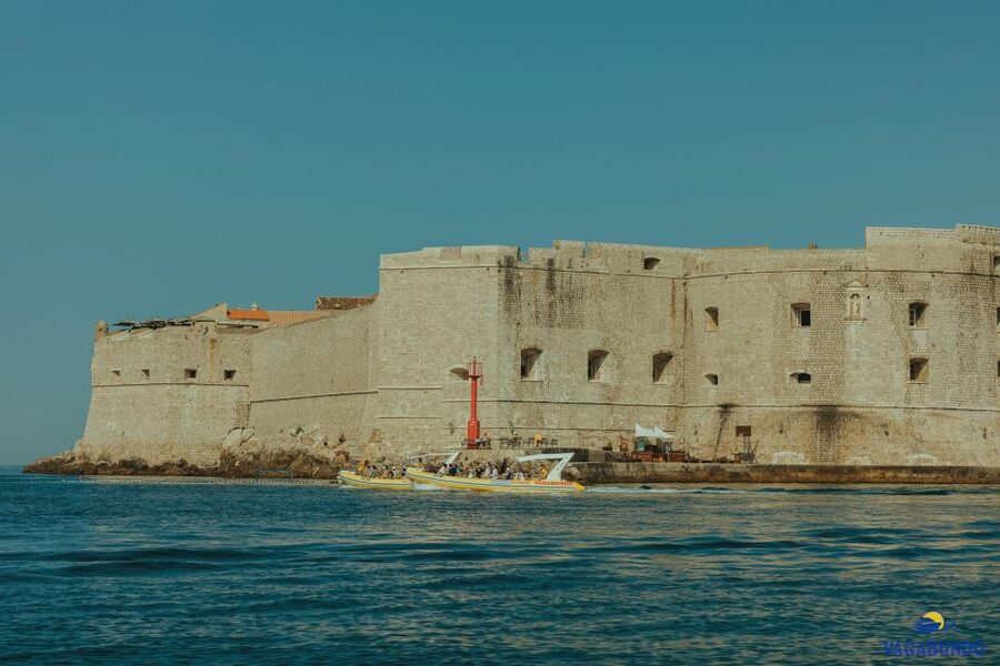 Dubrovnik: Blue Cave Afternoon Speedboat Tour with Drinks - Price, drinks, and practical value