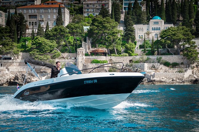 Dubrovnik:Blue cave and sandy beach Sunj with a private speedboat - Captain Ivan and the value of a private group