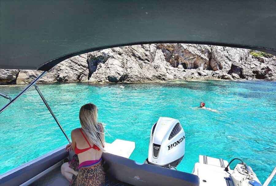 Dubrovnik: Blue Cave & Sunj Beach Boat Tour with Drinks - Šunj Beach and the 90-minute pause