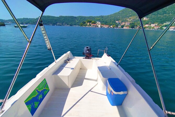 Dubrovnik Boat Rental without License - Safety support for first-time boat renters