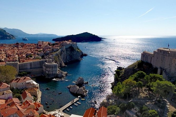 Dubrovnik by Night, History, Wine & Bites - Who will enjoy this evening most?