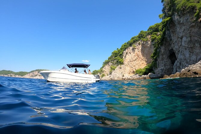 Dubrovnik cave experience swimming tour - Group size, pace, and the guide