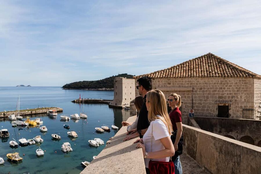 Dubrovnik: City Walls Guided Tour-Small Group Experience - Towers, bastions, and the daily city