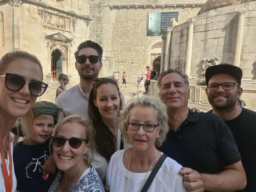 Dubrovnik:City Walls & Old Town 2 in 1 Walking Tour - Franciscan Monastery and Onofrio’s Fountain