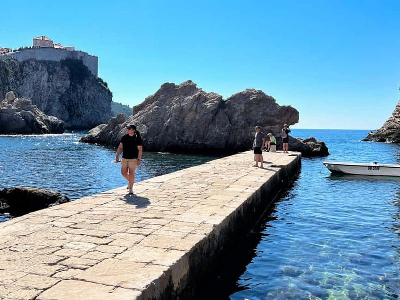 Dubrovnik: City Walls, Old Town Walking Tour & Adriatic View - Eighty minutes on the City Walls
