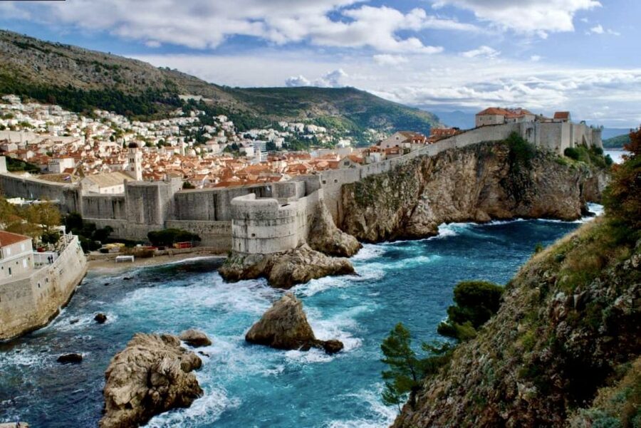 Dubrovnik: City Walls Tour for Early Birds & Sunset Chaser - The guide makes the difference