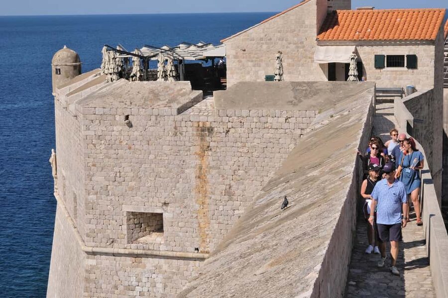 Dubrovnik: City Walls Tour for Early Birds & Sunset Chaser - Why Dubrovnik’s walls deserve two hours
