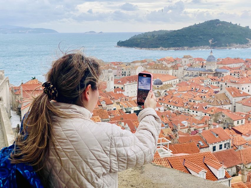 Dubrovnik: City Walls Tour for Early Birds & Sunset Chaser - A quick look at Stradun before the walls