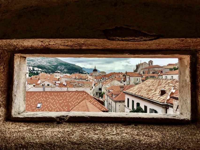 Dubrovnik: City Walls Tour for Early Birds & Sunset Chaser - The two-kilometer walk along the fortifications