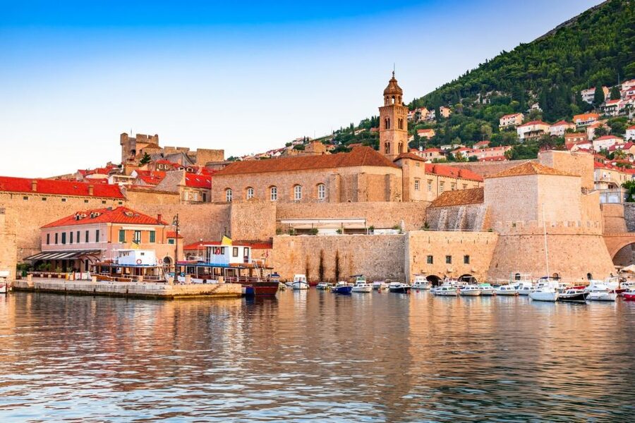 Dubrovnik Day Tour from Split or Trogir - The Ston stop and the oyster question