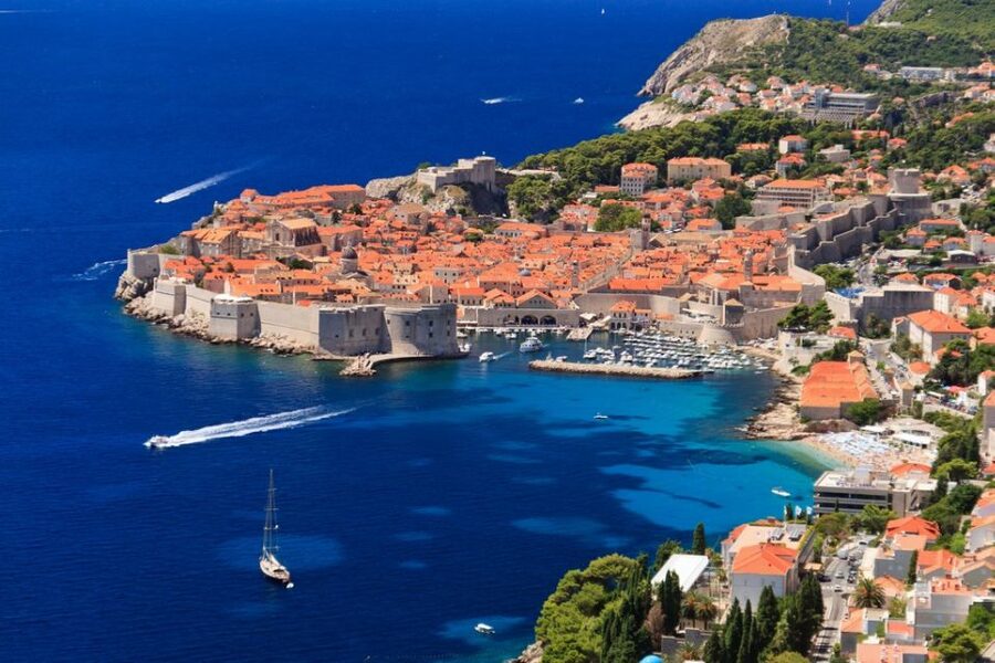 Dubrovnik Day Tour from Split or Trogir - What the long road means for comfort