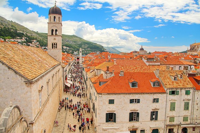 Dubrovnik Discovery Old Town Walking Tour - Why a walking tour is the right first look at Dubrovnik