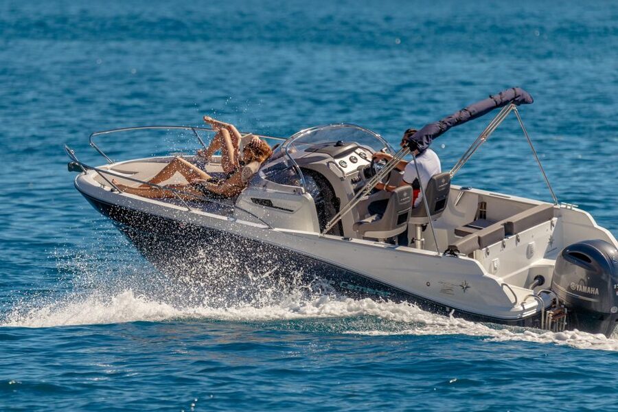 Dubrovnik: Elafiti Island Private Speedboat Tour - Pickup, meeting point, and what to bring