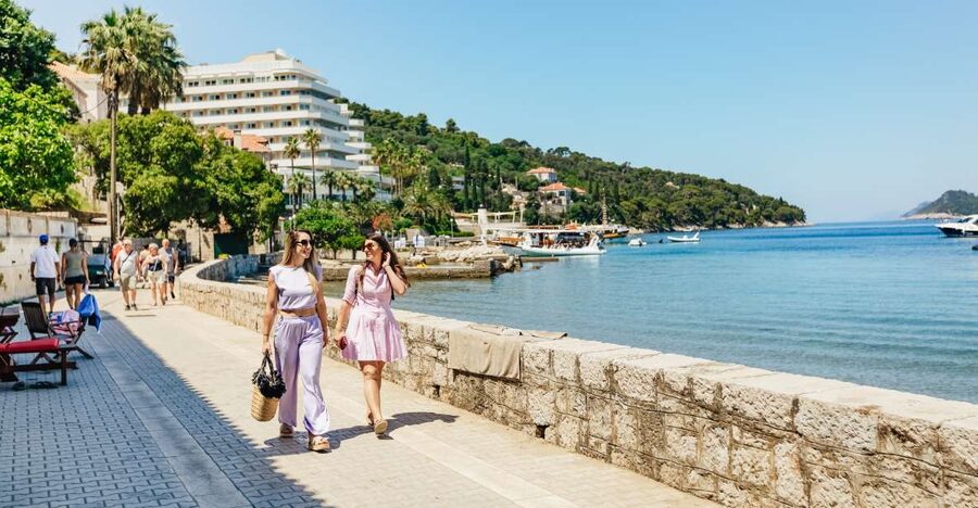 Dubrovnik: Elaphite Island Cruise w/ Drinks & Optional Lunch - Lopud: three hours for beaches, walking, and lunch