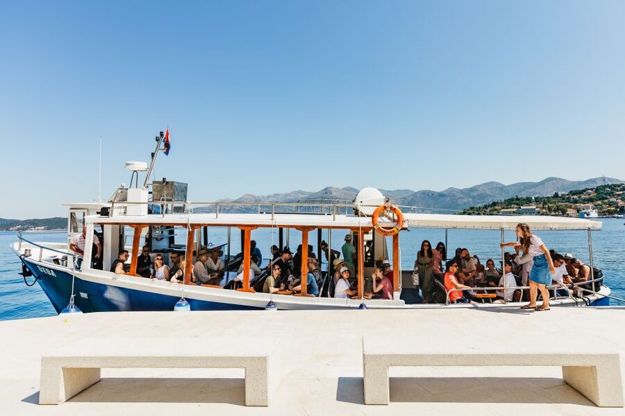 Dubrovnik: Elaphite Island Cruise w/ Drinks & Optional Lunch - The cruise from Dubrovnik: sea views before the islands
