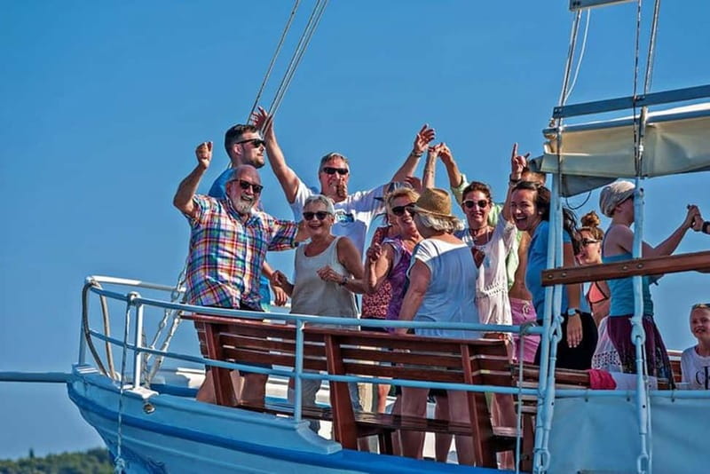 Dubrovnik: Elaphite Islands Cruise with Lunch and Drinks - Šipan: a quieter stop with village character