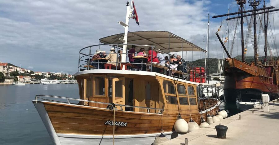 Dubrovnik: Elaphiti Islands Boat Cruise with Lunch & Drinks - Lopud and the walk to Šunj Beach