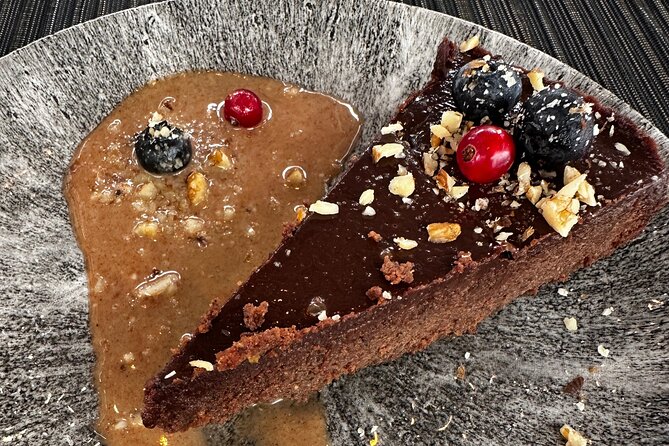 Dubrovnik Food, Wine & History Tour - Small-Group Experience - Dessert and coffee, Dubrovnik’s social finish