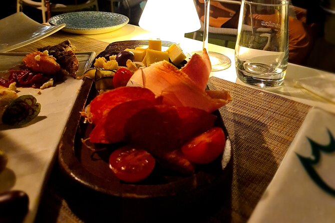 Dubrovnik Food & Wine Tour (Small-Group) - Croatian wine, spirits, and smart pairings