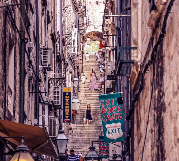 Dubrovnik for Kids: A Playful Family Walking Tour Experience - Starting at Pile Gate and Brsalje Street