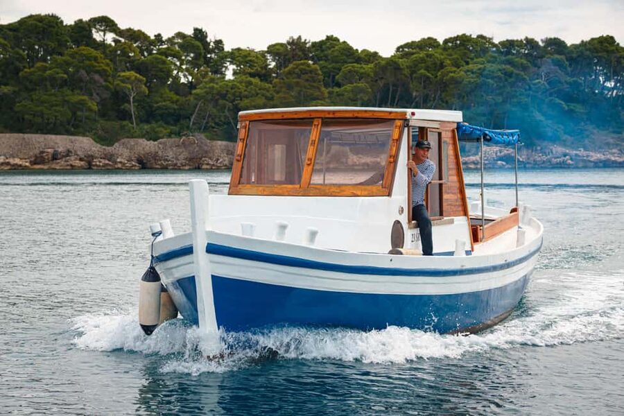 Dubrovnik: Full-Day Blue Cave & Elaphiti Islands Boat Tour - Šipan and the village of Suđurađ