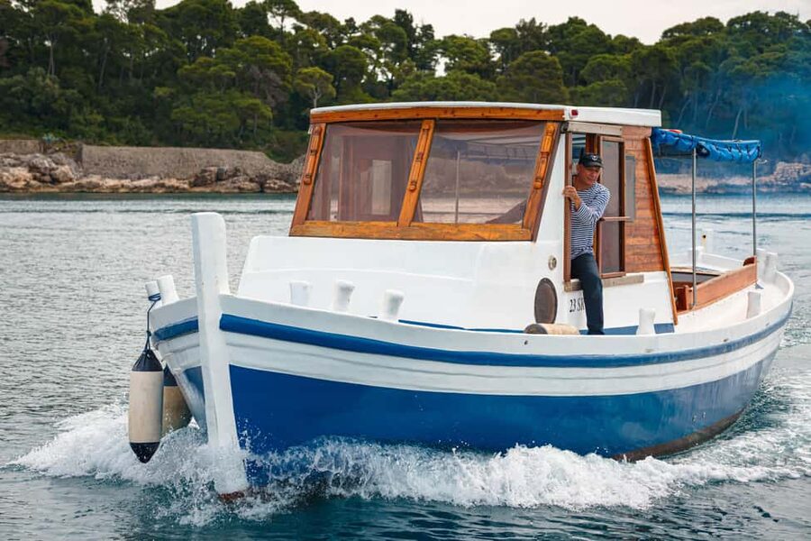Dubrovnik: Full-Day Blue Cave & Elaphiti Islands Boat Tour - Lopud, beaches, and a slower afternoon