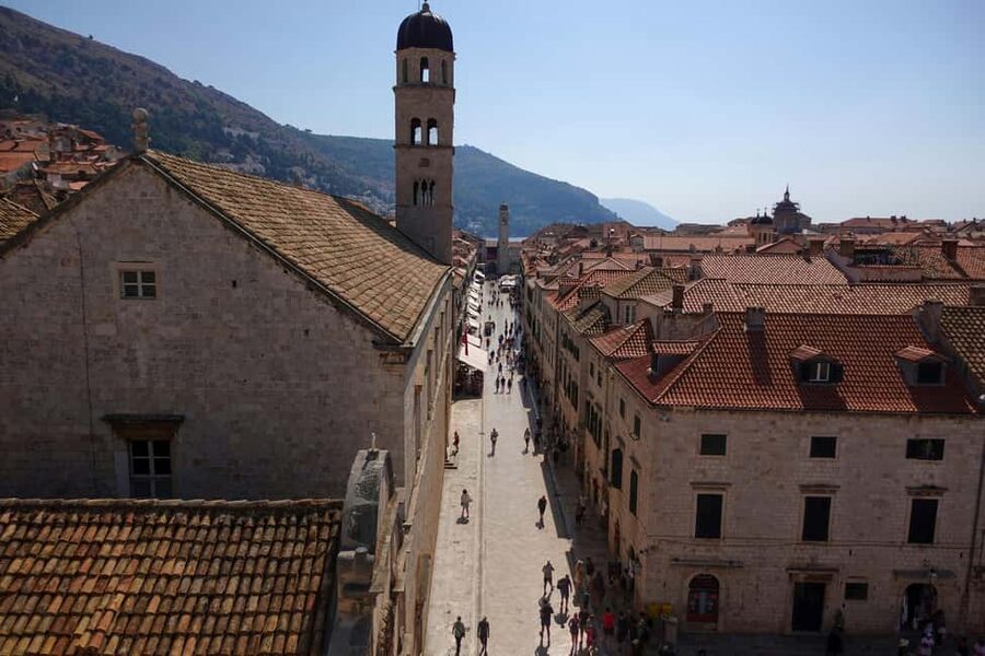 Dubrovnik Fun Facts and History: 1 or 2hr Tour with Antonio - Starting near Revelin Fortress and the Old Harbour