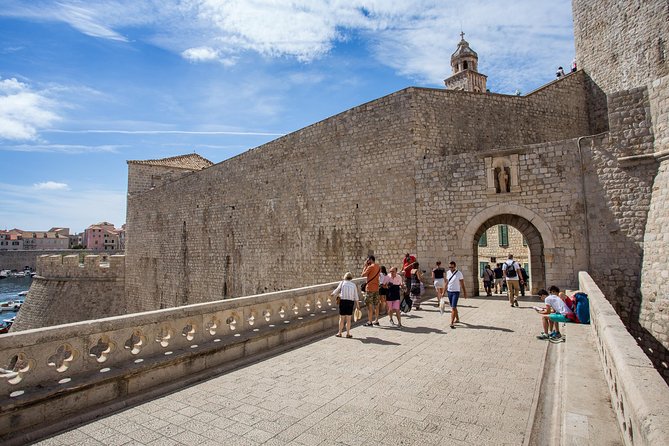 Dubrovnik Game of Thrones Full-Day Tour + Lokrum & Srđ - Trsteno Arboretum, gardens beyond the city