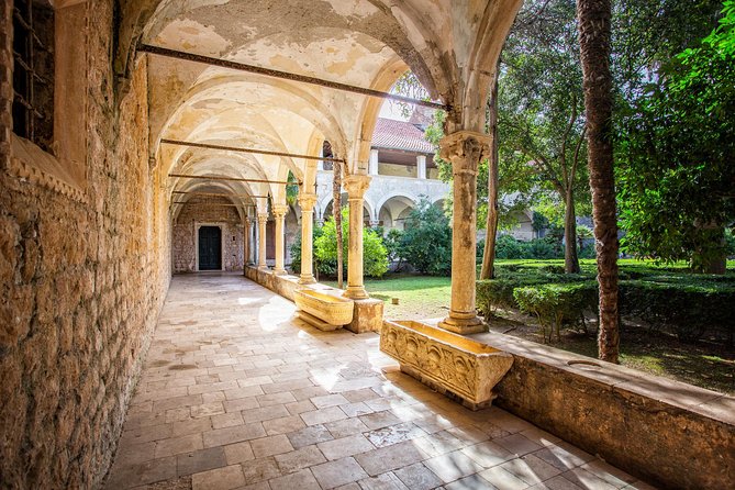 Dubrovnik Game of Thrones Full-Day Tour + Lokrum & Srđ - What the guides add to the day