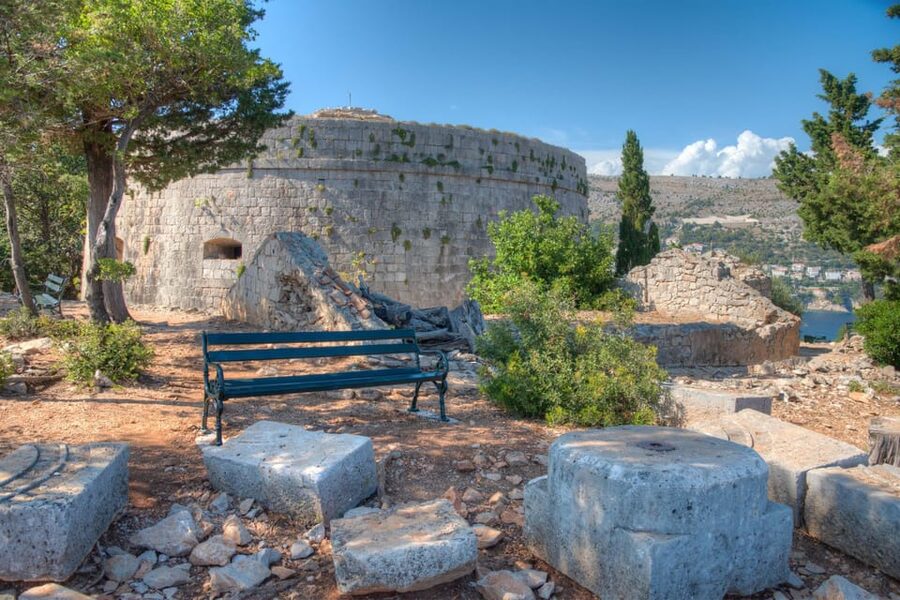 Dubrovnik: Game of Thrones Tour & Optional Lokrum Island - Guides, group style, and the quality of the storytelling