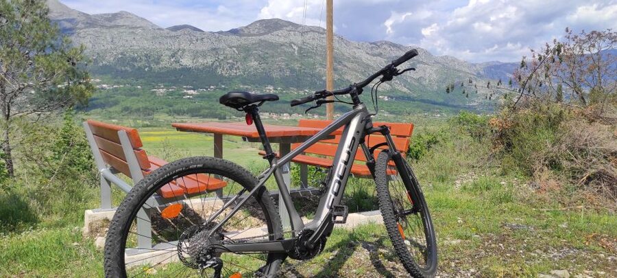 Dubrovnik Guided Private E-bike Tour - Srđ Hill and Fort Imperial