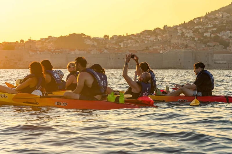 Dubrovnik: Guided Sunset Sea Kayaking with Snacks and Wine - How hard is the 7.5-kilometre route?