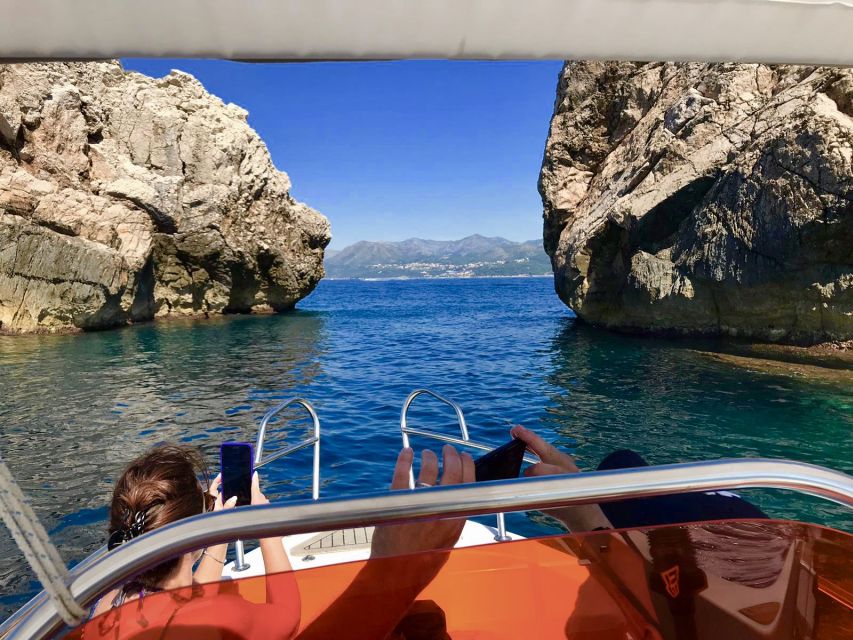 Dubrovnik: Half-Day Boat Tour to Elaphite Islands 4h - Two hours at sandy Šunj Beach