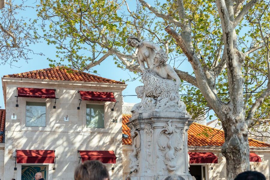 Dubrovnik: Hidden Gems and Highlights Private Walking Tour - What the private format changes
