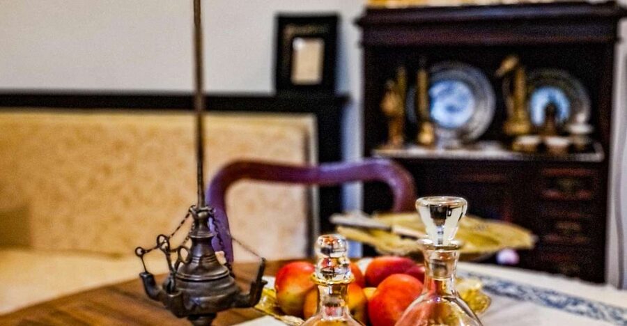 Dubrovnik History, Sweets & Liquors in a Private Palace - Key points at a glance