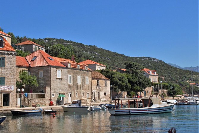 Dubrovnik Island-Hopping Cruise in the Elaphites with Lunch - Price, group size, and practical value