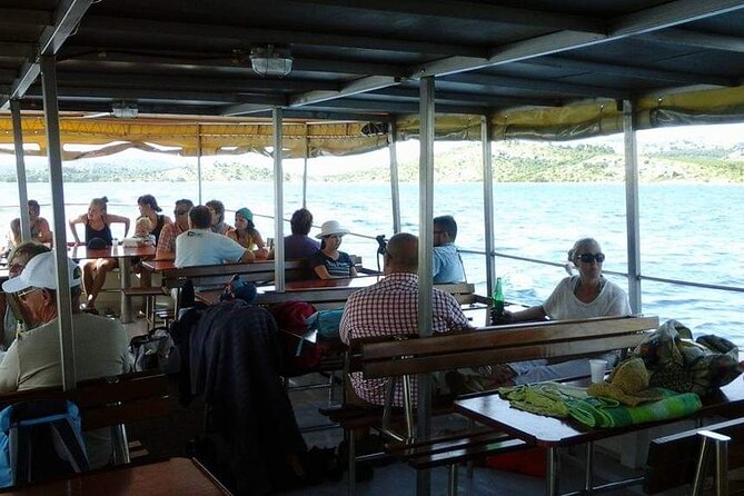 Dubrovnik Islands Boat Tour with Lunch and Unlimited Drinks - Leaving from Lapadska obala at 9 a.m.