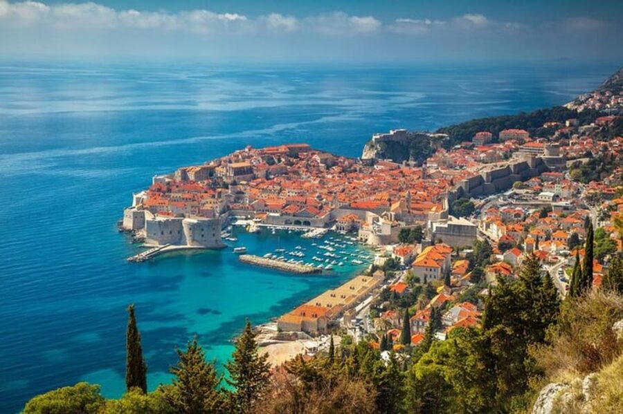 Dubrovnik : Must-See Private Walking Tour With A Guide - Who will enjoy this private walk?