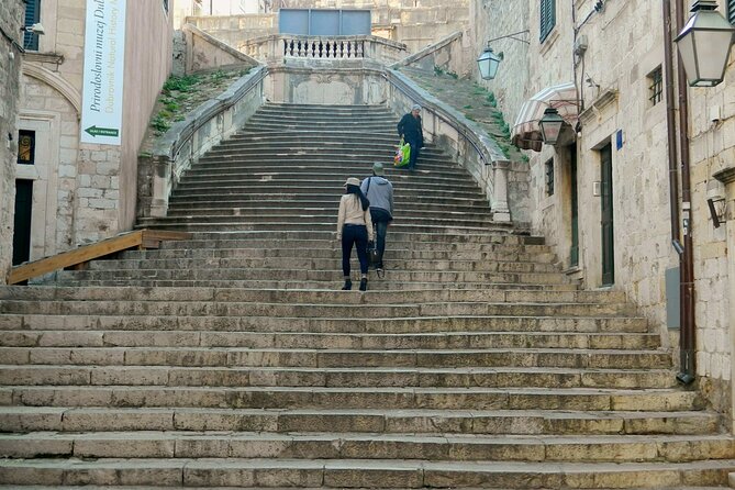 Dubrovnik: Old Town Walking Tour - Large Onofrio’s Fountain