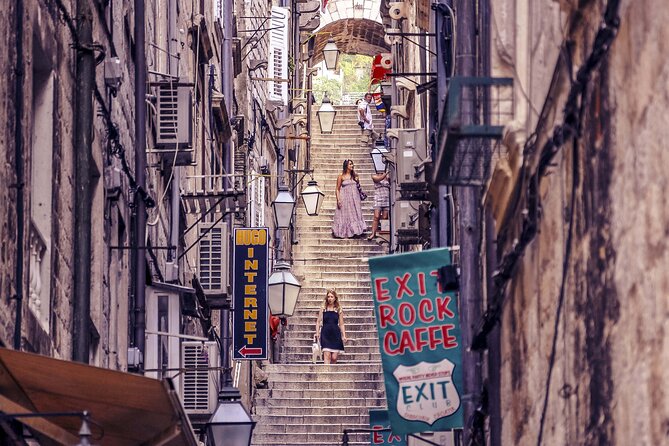 Dubrovnik Old Town Walking Tour with Audioguide - The Rector’s Palace and Gundulićeva Poljana Market