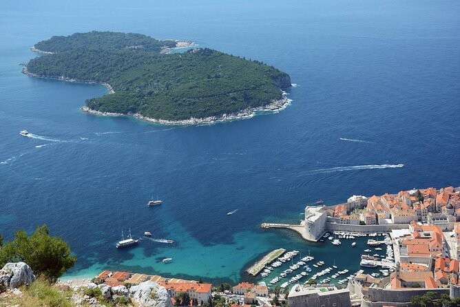 Dubrovnik Panoramic Sightseeing Tour with Guide (minivan) - What the guide adds to a short tour