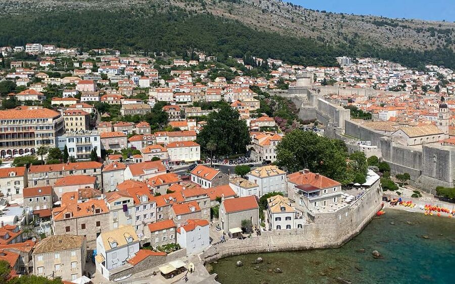 Dubrovnik: Pile Gate & Old Town with Spices and Hidden Gems - Orlando’s Column, Luža Square, and the Clock Tower