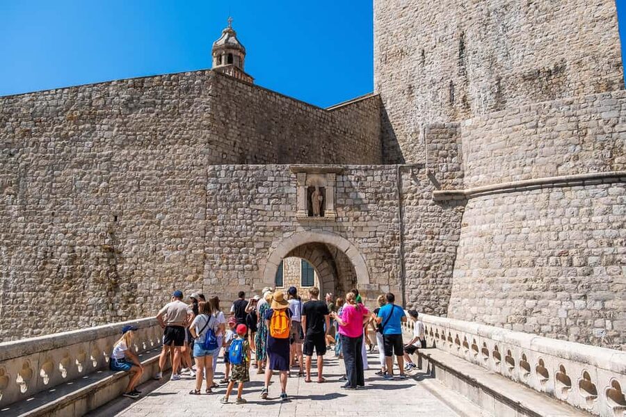 Dubrovnik: Pile Gate & Old Town with Spices and Hidden Gems - The Franciscan Monastery and its old pharmacy
