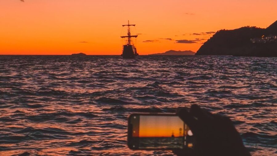 Dubrovnik: Private Boat Cruise at Sunset with Champagne - Fort Lovrijenac and Dubrovnik’s western defenses