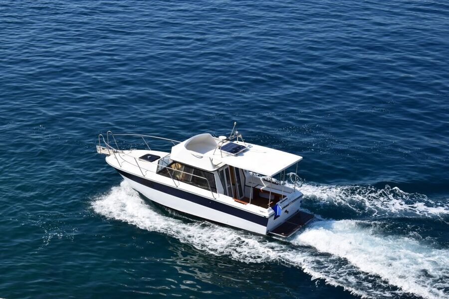 Dubrovnik: Private Boat Rental for Parties & Alcohol - Boarding and the slow cruise from Dubrovnik