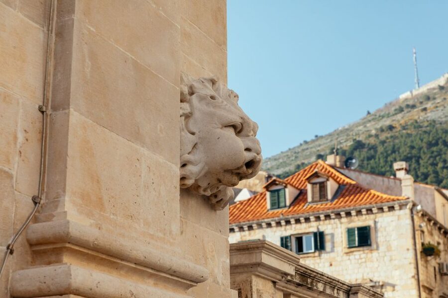 Dubrovnik: Private Family Friendly City Tour with Guide - Starting at Babić Bakery