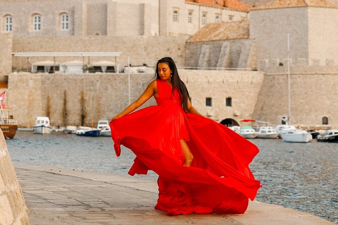 Dubrovnik: Private Flying Dress Photoshoot Experience - Minceta Fortress: a strong opening backdrop