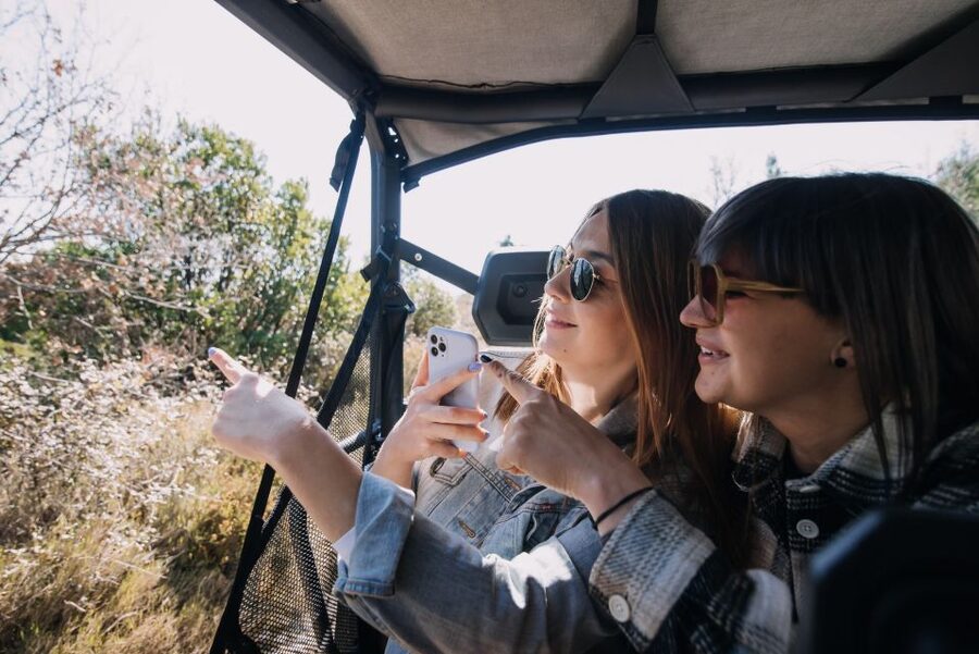 Dubrovnik: Private Panoramic Half-Day Buggy Tour with Brunch - The old village meeting place and island views