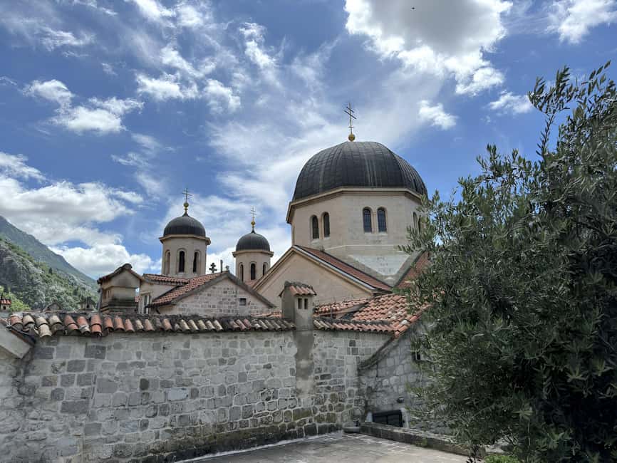 Dubrovnik: Private Tour to Montenegro, Kotor, and Perast - Weather, comfort, and the pace of the day